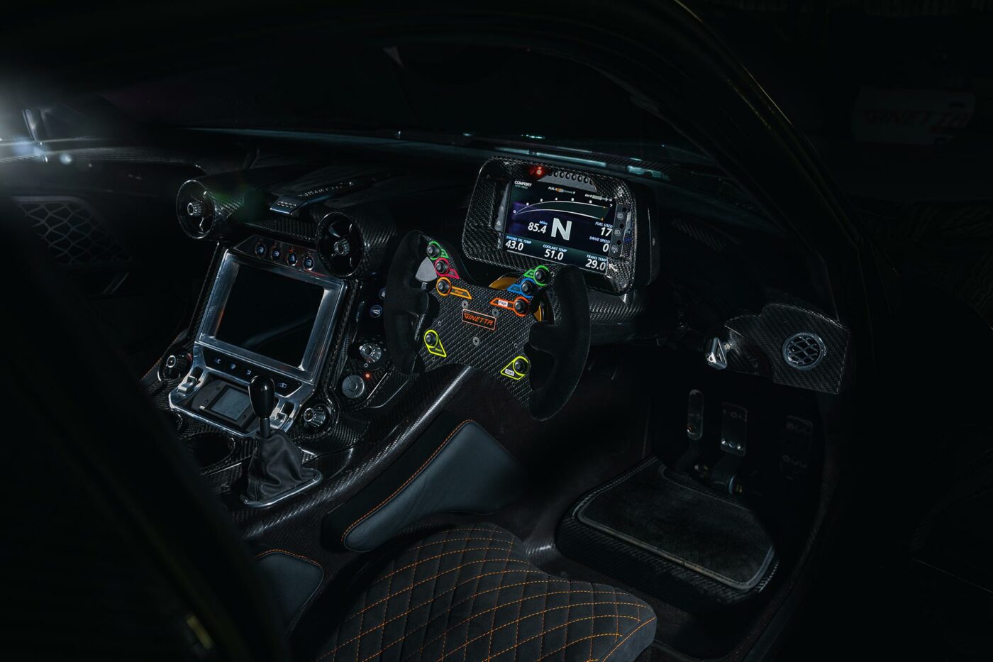 inside Ginetta Akula supercar