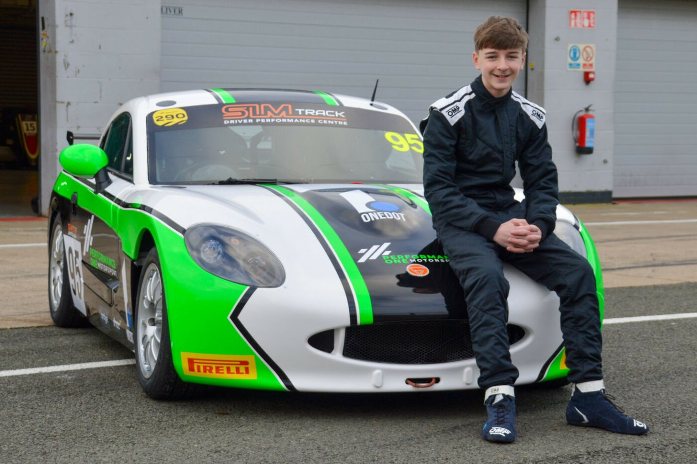 Teenage Rising Stars Join 2025 Ginetta Junior Grid